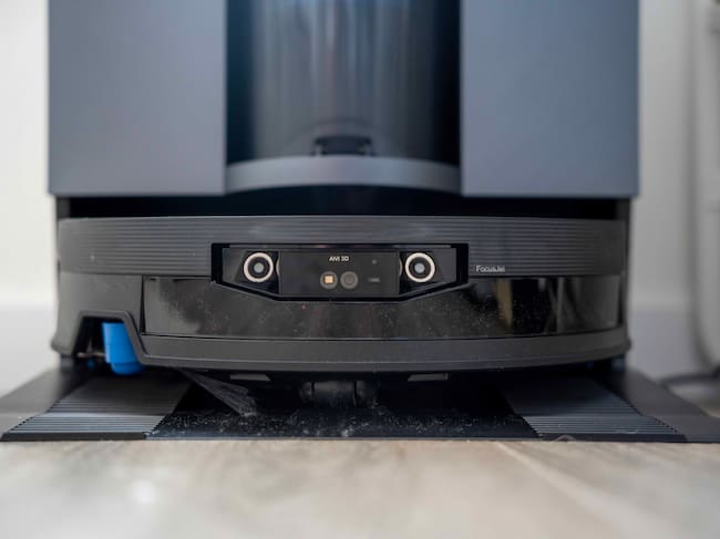 Ecovacs Deebot X12 OmniCyclone