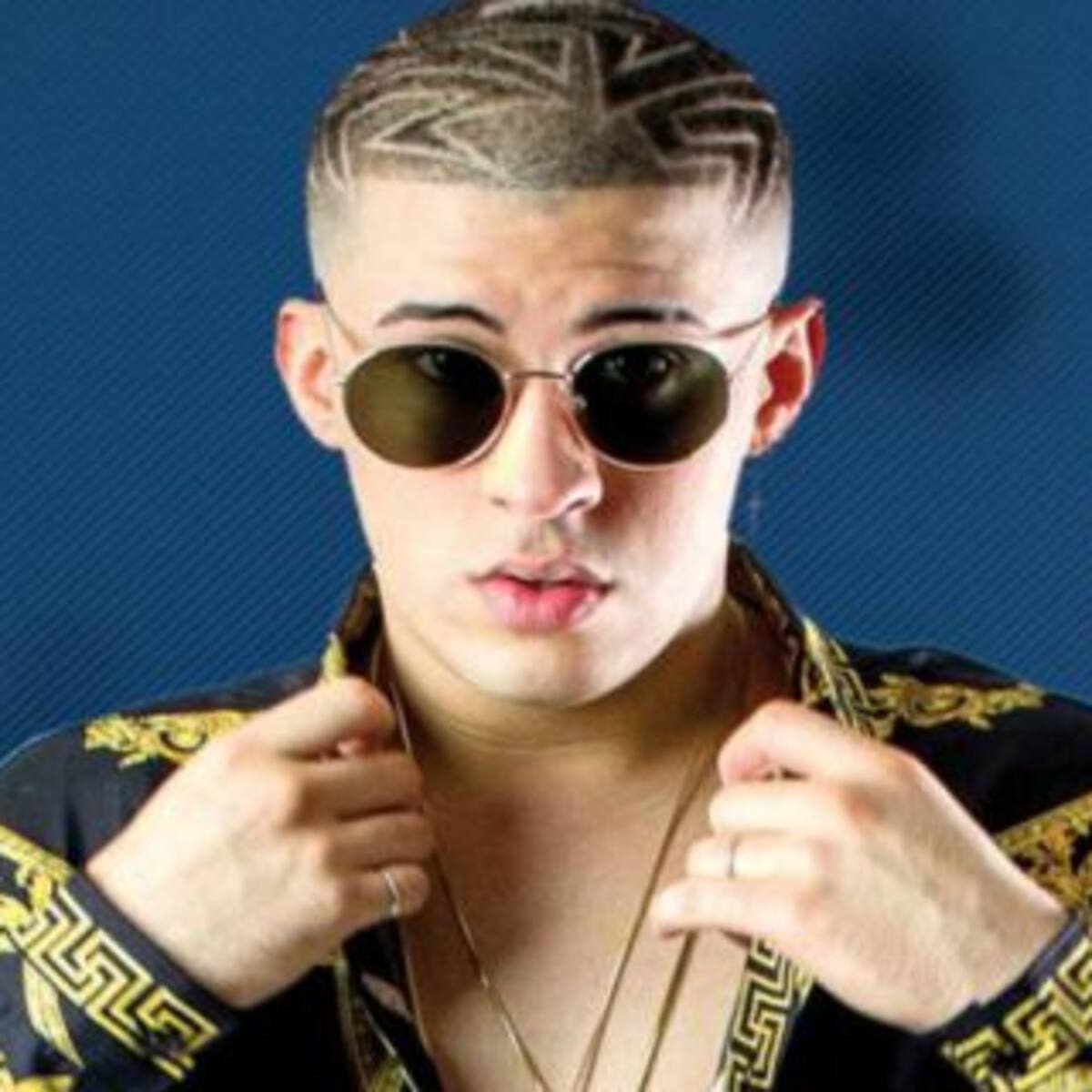 Los fans de Bad Bunny quieren que le entreguen el Nobel de Literatura al cantante