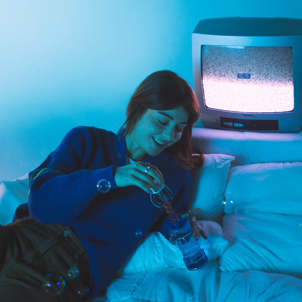 'En Diferit': Júlia Blum transforma la desconnexió quotidiana en pop