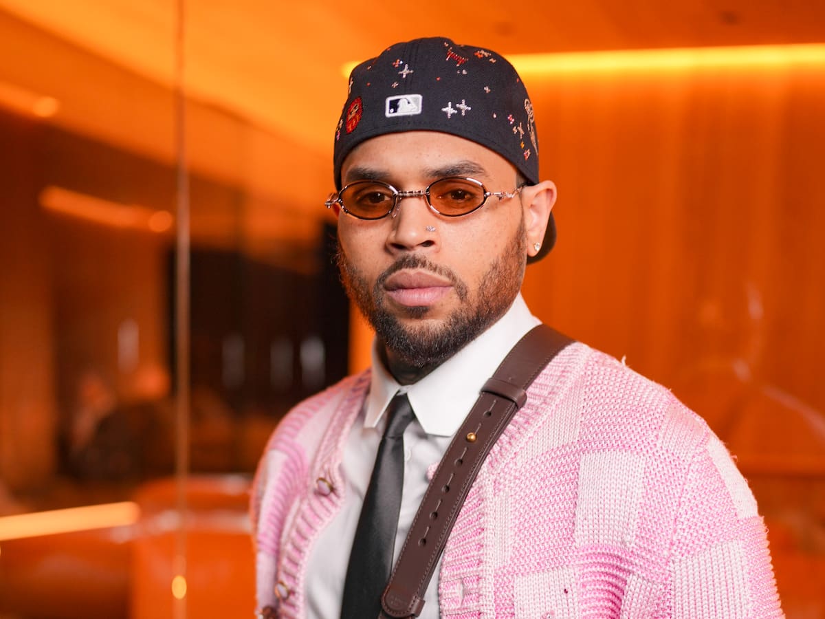 Chris Brown responde a las críticas de su último álbum: “Id a escuchar a la maldita Zara Larsson o a quien sea”