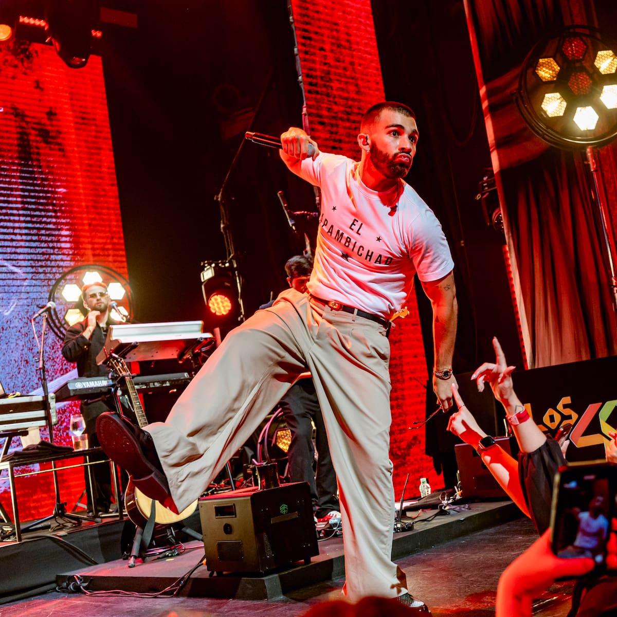 Manuel Turizo, Taylor Swift, Romeo Santos con Prince Royce: pulso en la lista para conseguir el Nº1 de Semana Santa