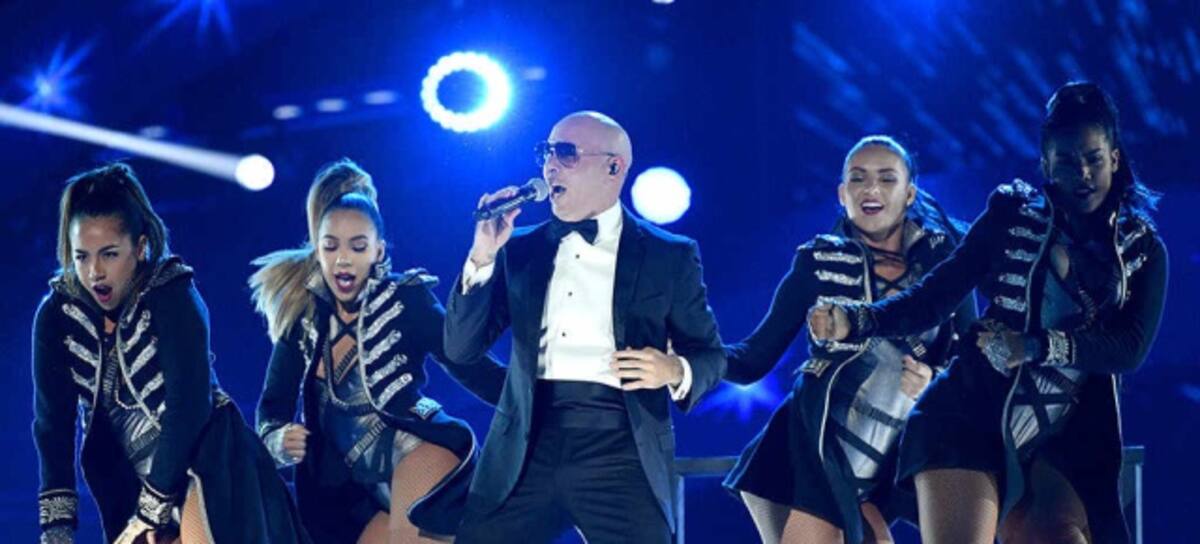 Pitbull y Fifth Harmony