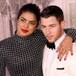 NICK JONAS Y PRIYANKA CHOPRA IMITAN LA FOTO DEL PRÍNCIPE HENRY Y MEGHAN MARKLE