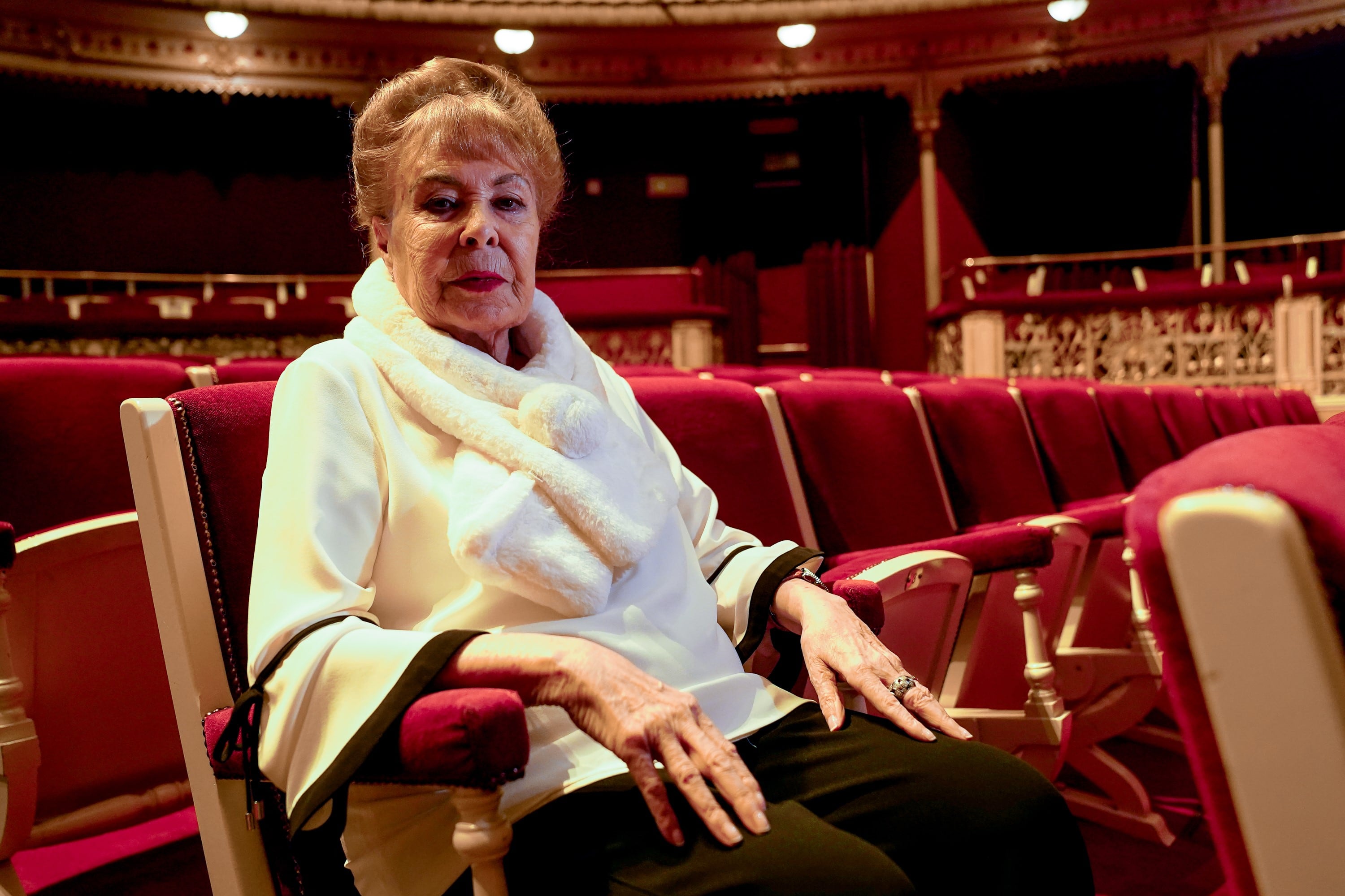 Gemma Cuervo durante una entrevista en el Teatro María Guerrero