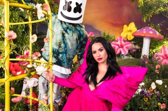 Foto promocional de Marhsmello y Demi Lovato para el single Ok Not To Be Ok (2020)