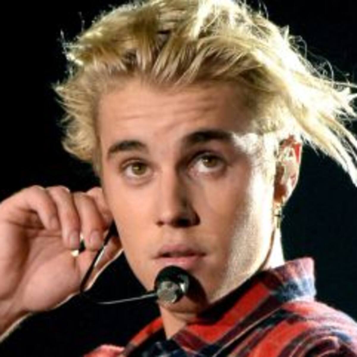 ¿Justin Bieber cambió a su nueva novia por otra?