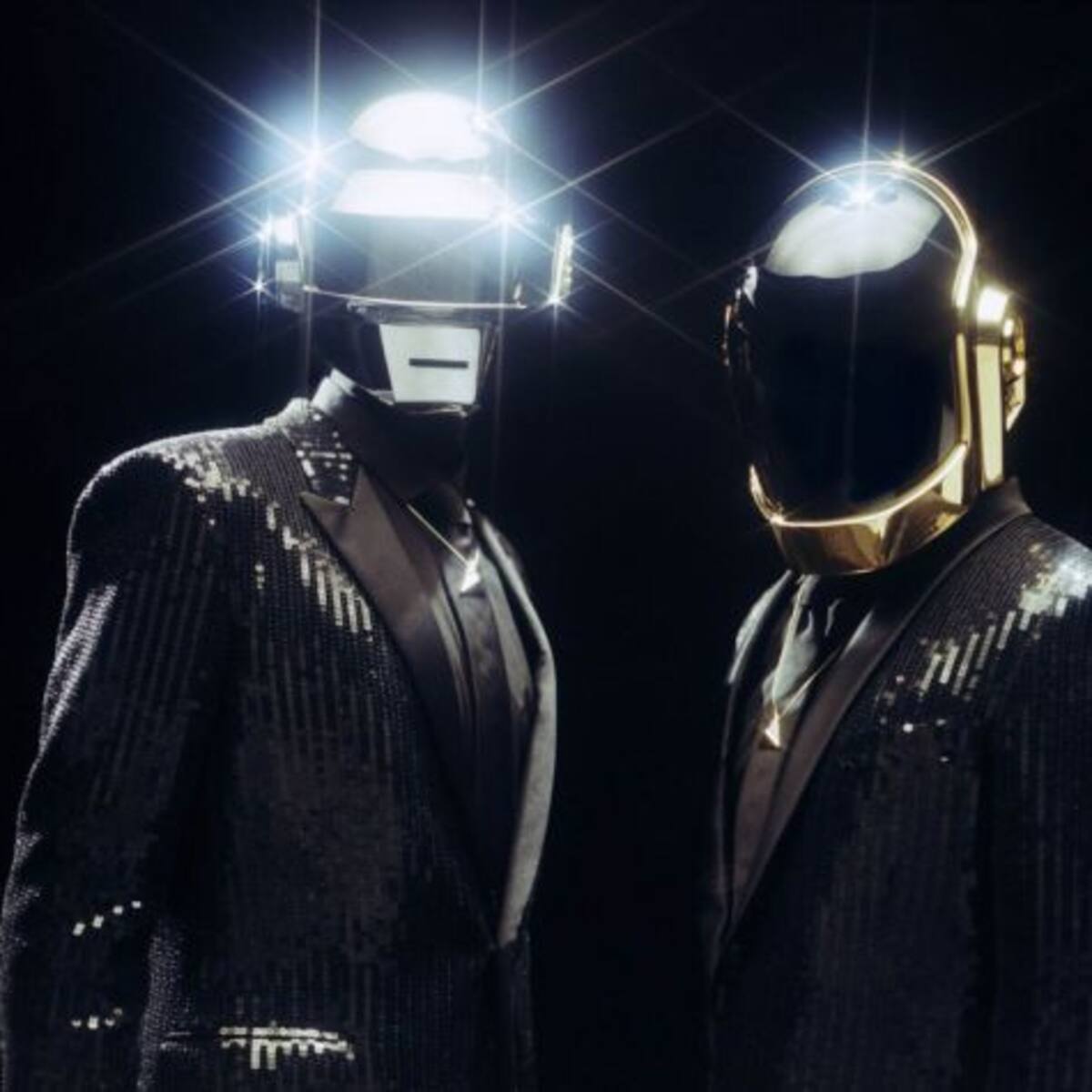 Misterio resuelto: uno de los Daft Punk muestra su cara!