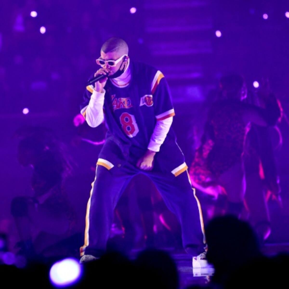 Bad Bunny estrena el video de ¿Quién Tú Eres?