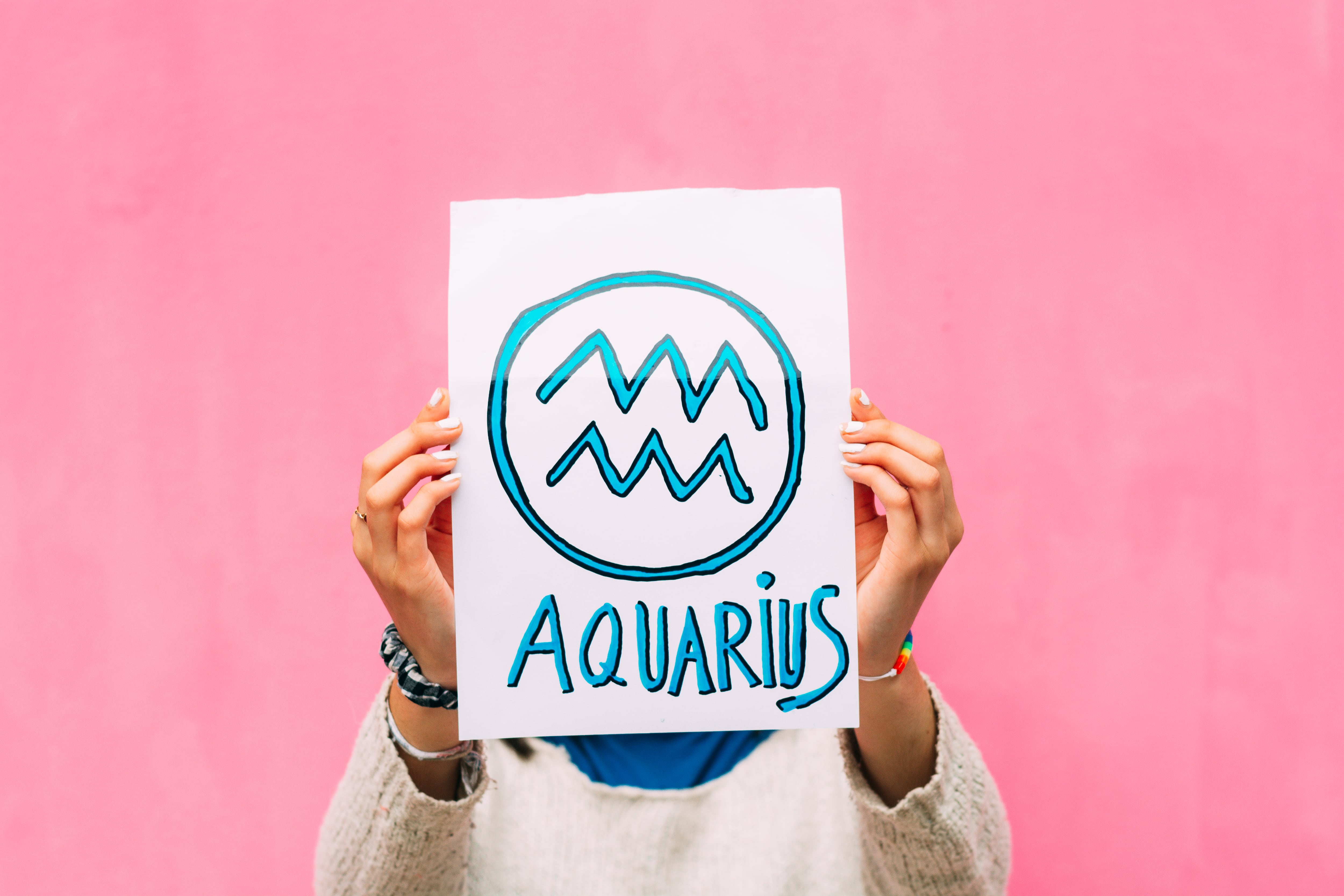 Signo de Acuario.