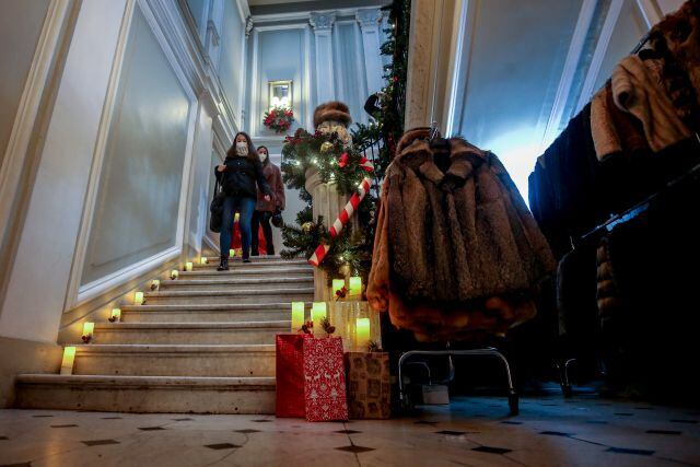 Mercado de Navidad en el Palacio de Santa Bárbara.