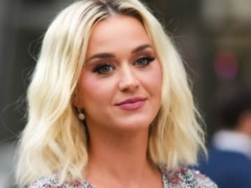 Katy Perry da la primera pista de su próxima aventura musical