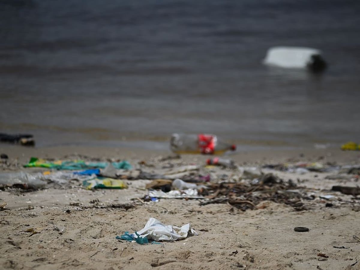 Basura en las playas de Baleares: estos son los responsables