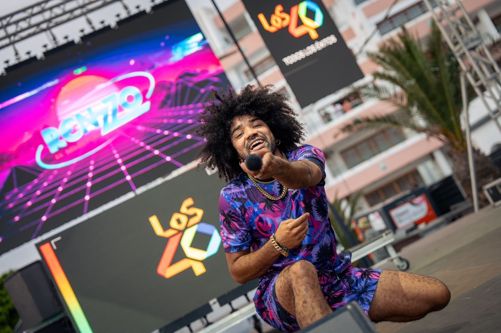 Renzzo el Selector en LOS40 Fiesta del Agua