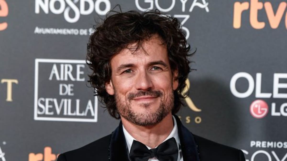 Daniel Grao sube una foto en toalla y todo el mundo habla sobre su paquete