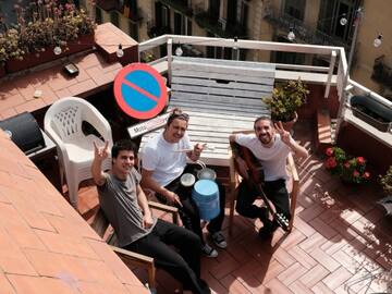 ENTREVISTA AMB ELS STAY HOMAS