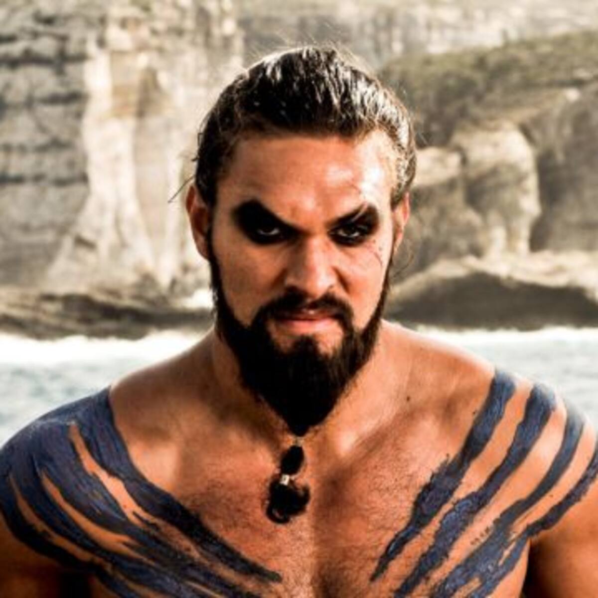 Jason Momoa con su propia cerveza