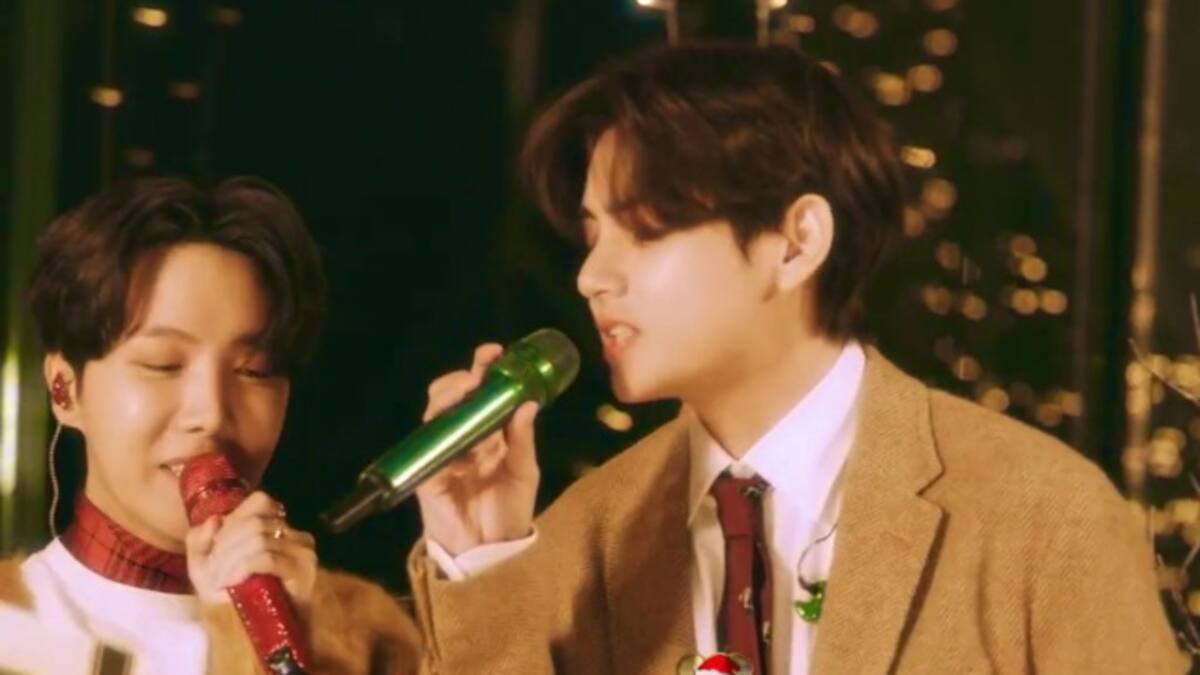 BTS canta 'Santa Claus Is Comin' To Town'