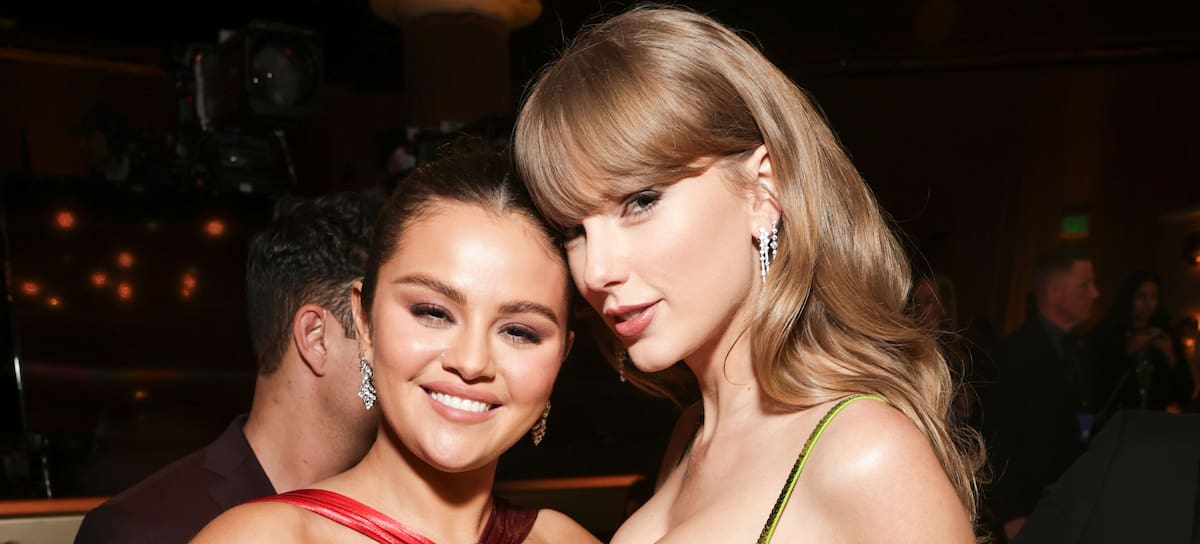 Selena Gomez y Taylor Swift en los Globos de Oro, enero de 2024.
