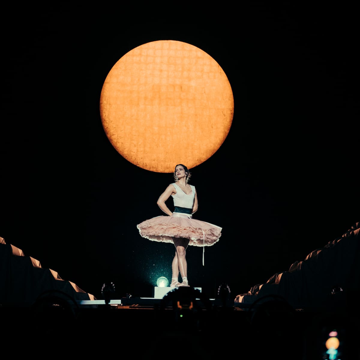 Así fue el momento confesionario de Esty Quesada, 'Soy una Pringada', en el concierto de Rosalía: "Empezamos fuerte"