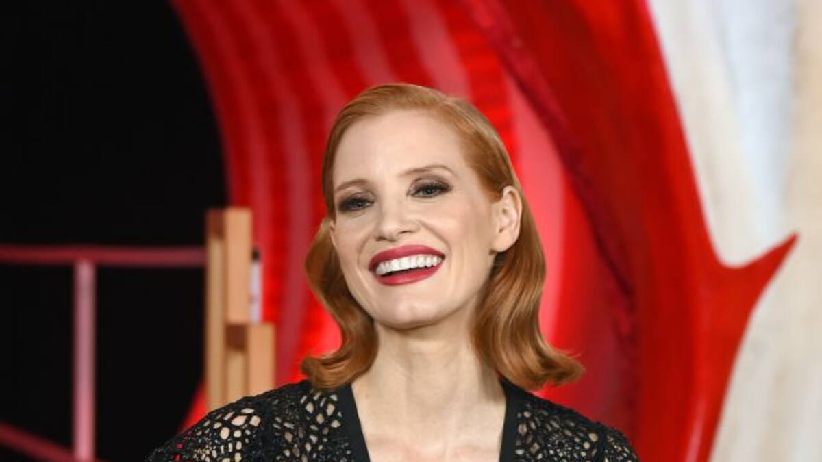 Jessica Chastain se baña en sangre literalmente