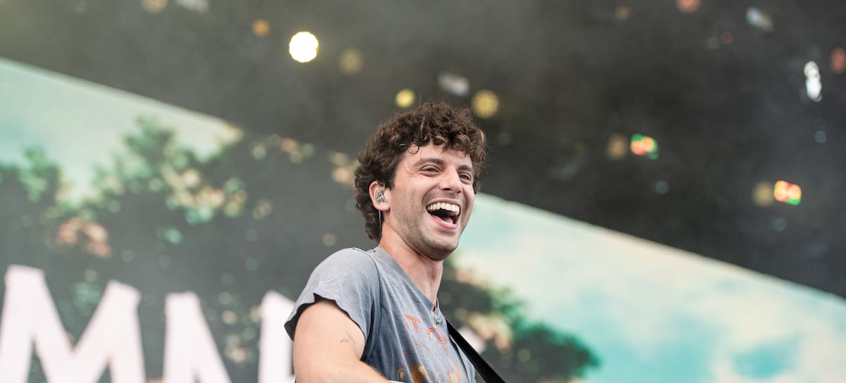 Mark Ambor actúa en el festival portugués NOS Alive, julio de 2025