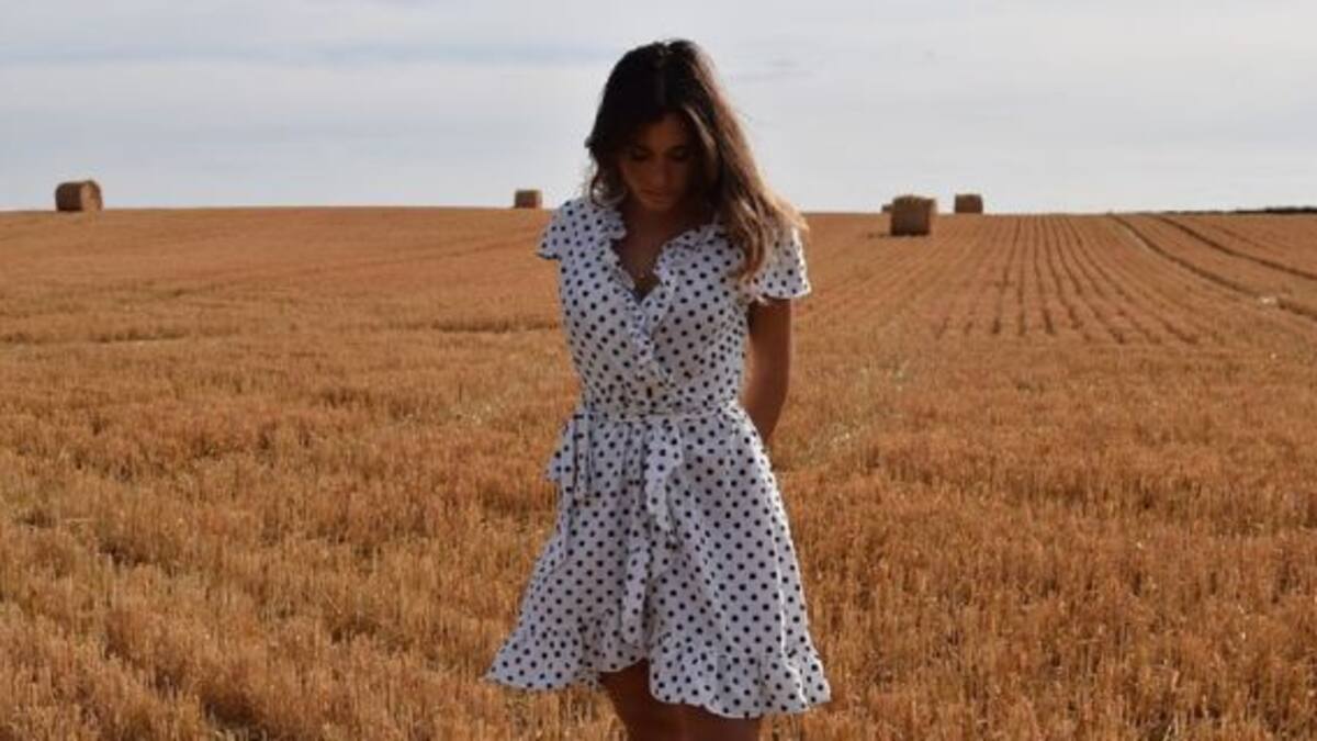 Sophie Oliver presenta su álbum debut "Otra vez me levanté"