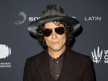 Confunde a Bunbury con Bad Bunny y se equivoca comprando entradas para su concierto: "Es el destino"