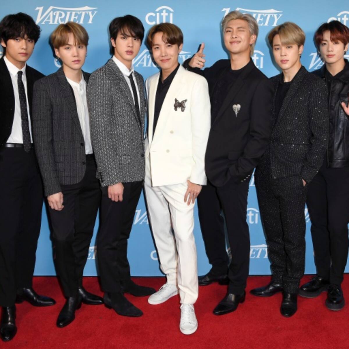 BTS canta en español