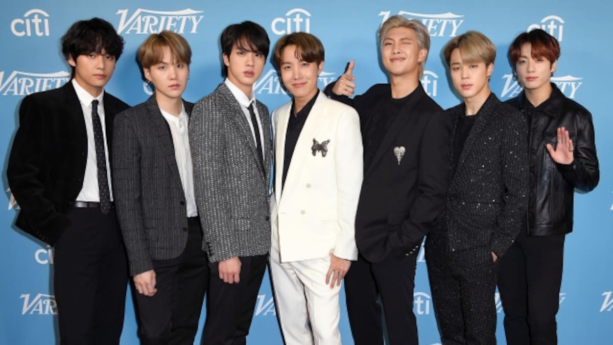 BTS canta en español