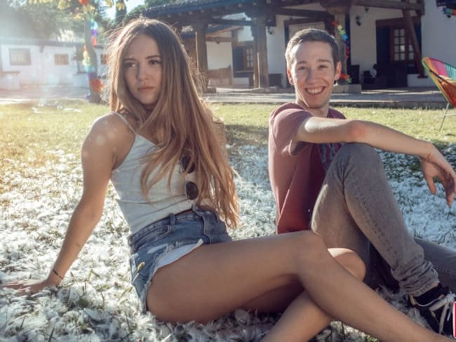 Ana Mena y Celopán durante el reto.