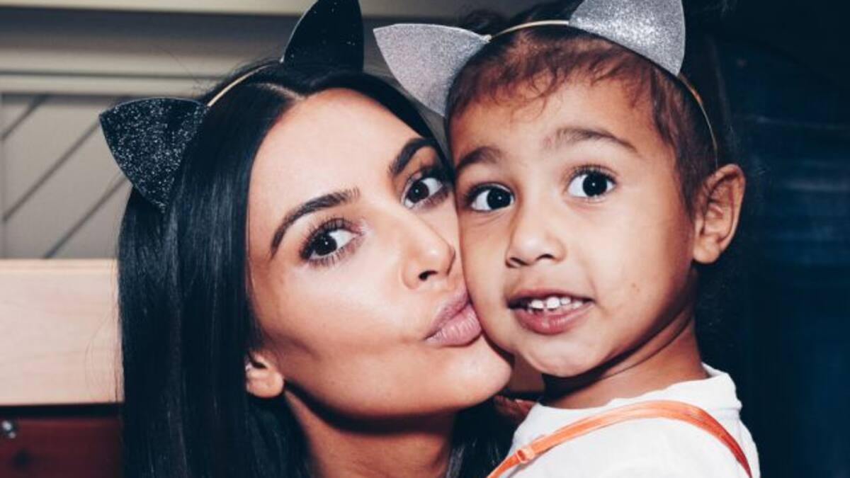 North West celebra fiestas con más brilli brilli que su madre, Kim Kardashian