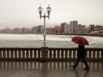 Cambio brusco en el tiempo por la gota fría: llegan lluvias intensas y frío en estas zonas el fin de semana
