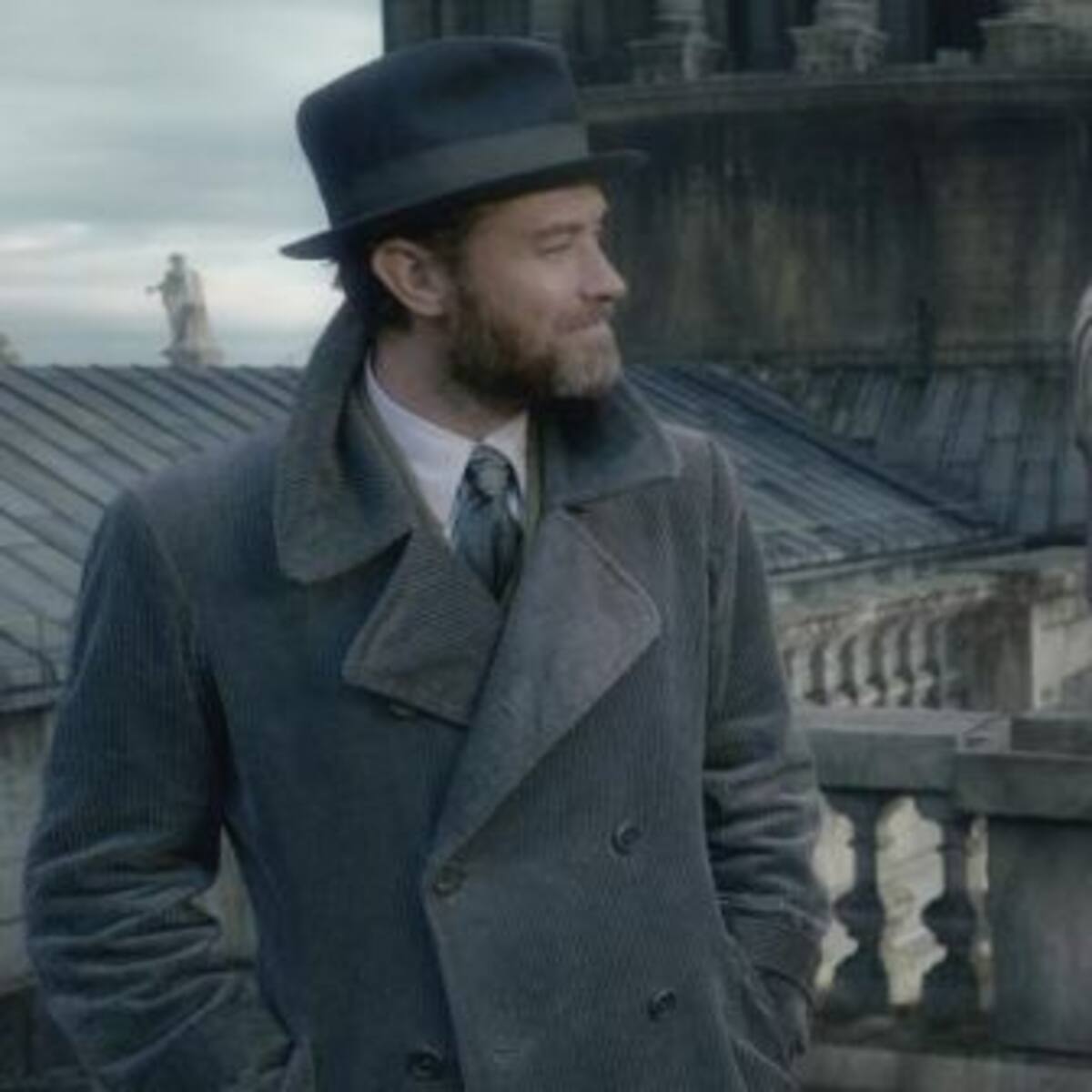 Animales Fantásticos 2: ¡Una mirada al joven Newt Scamander!