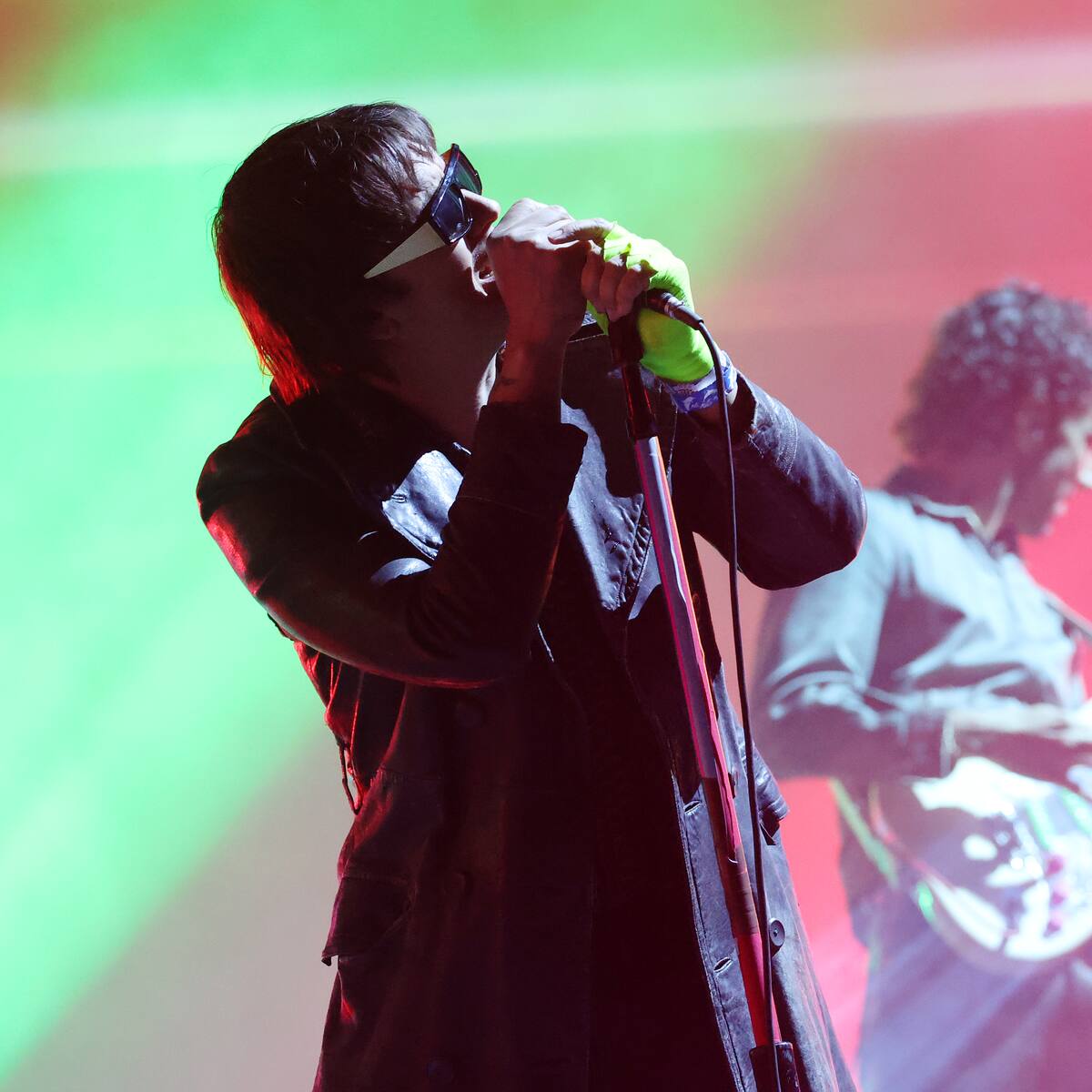 The Strokes utiliza su actuación en Coachella 2026 para lanzar dardos contra el gobierno de Estados Unidos: “Es un país libre, ¿no?”