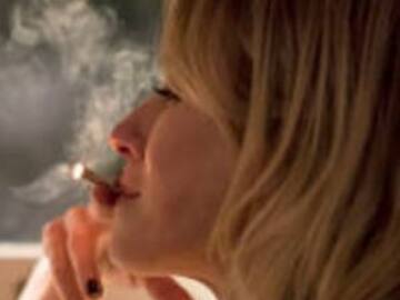 Netflix elimina escenas de fumadores en sus series