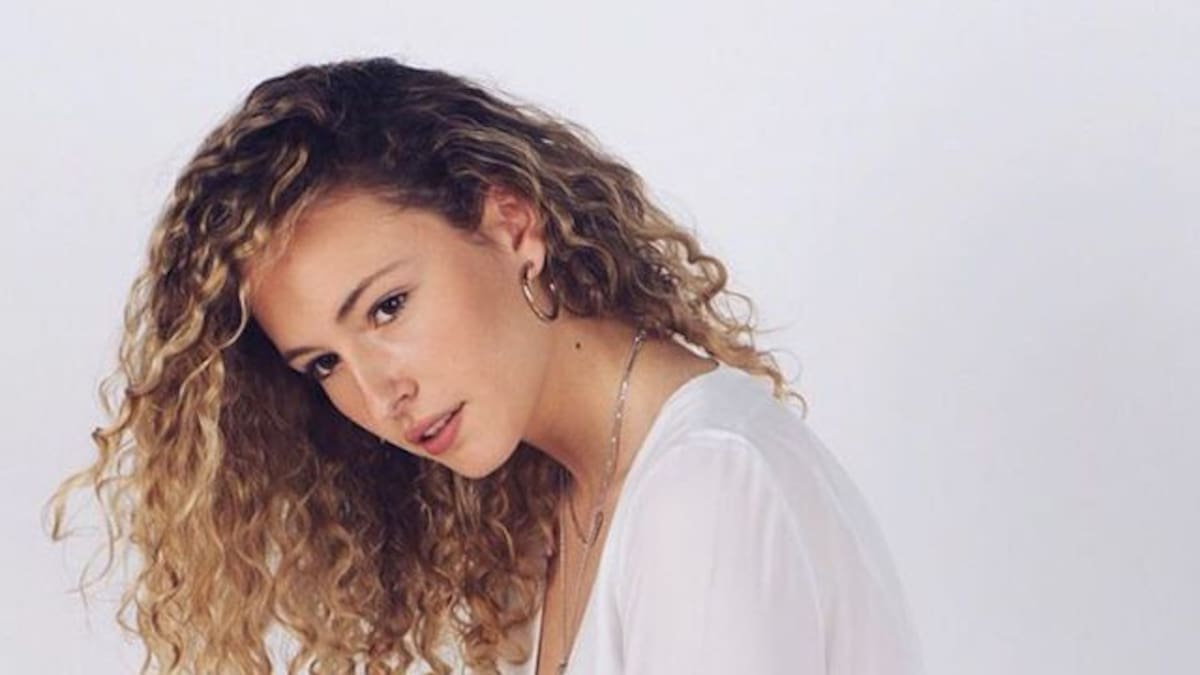 Jon Kortajarena apuesta por una nueva artista