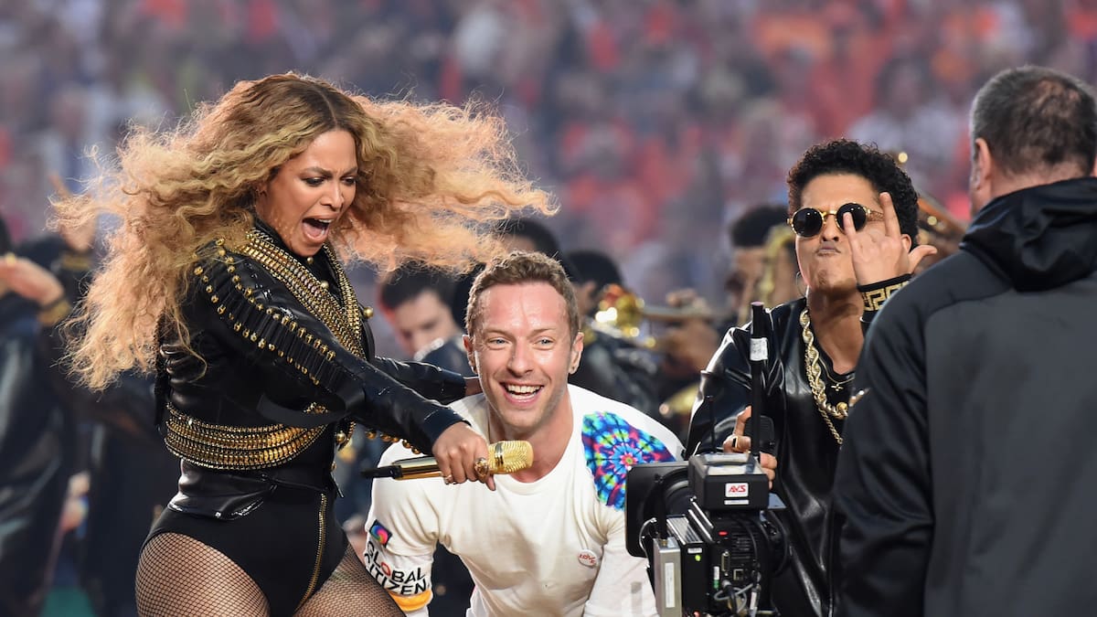 El rechazo de Beyoncé a su amigo Chris Martin: “Me caes muy bien, pero esto es espantoso”