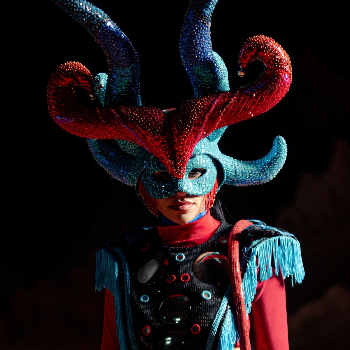 Cazzu rinde homenaje a sus raíces en 'Jujuy Estrellado', una celebración del Carnaval de su tierra