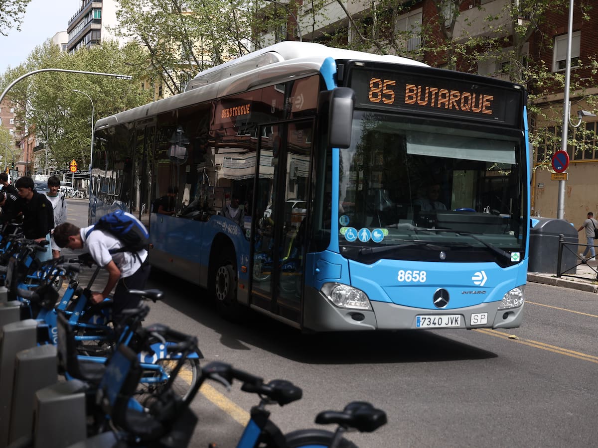 Viajes gratis en los autobuses de la EMT de Madrid: fechas, horarios y líneas