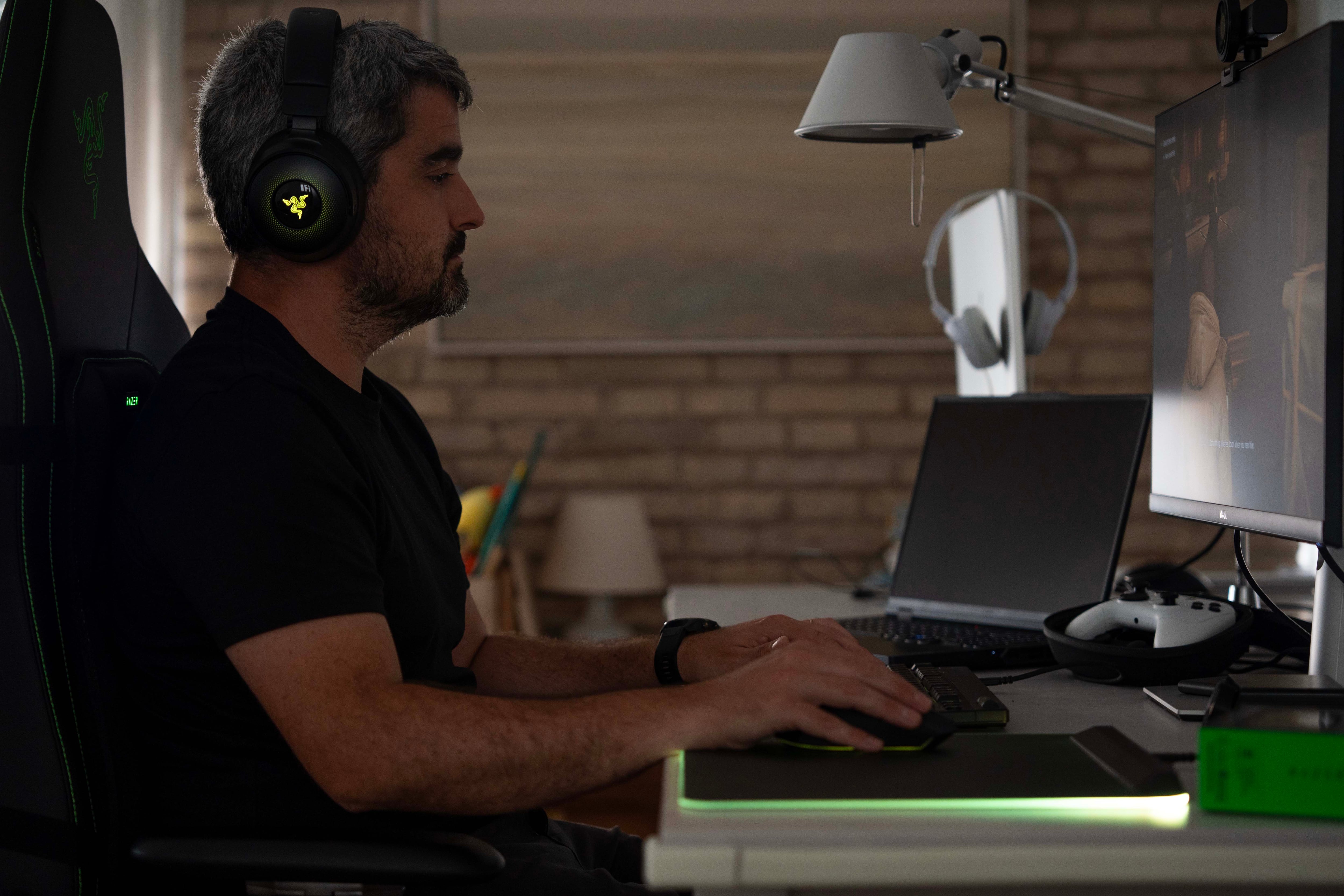 Periféricos Razer para elevar la experiencia de 007 First Light.