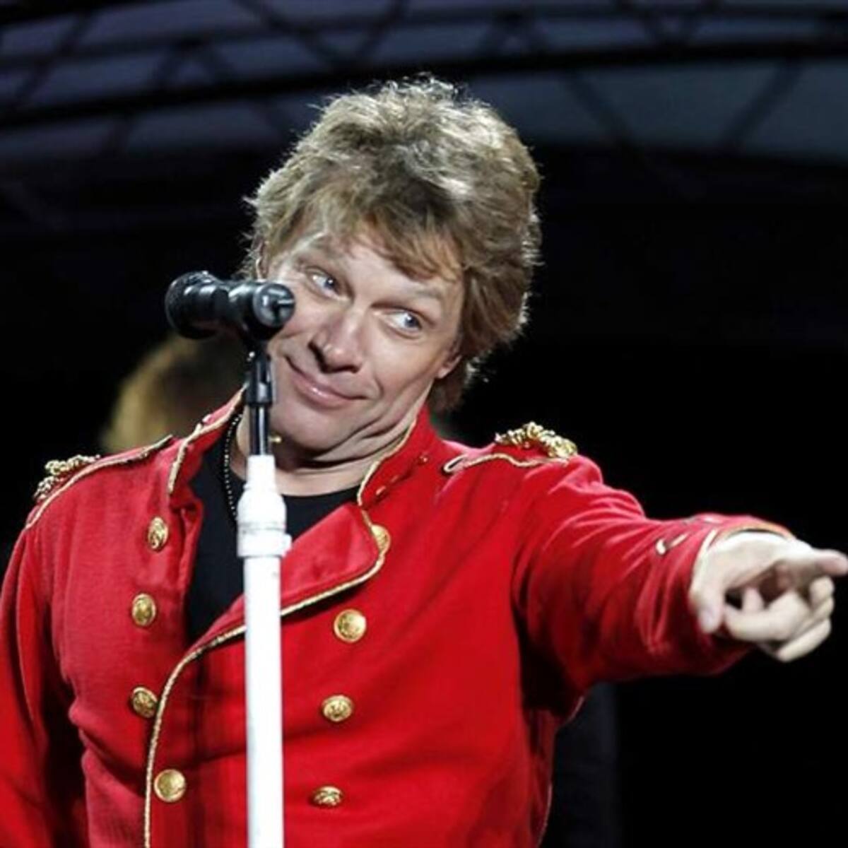 Bon Jovi llamó estúpido a Justin Bieber
