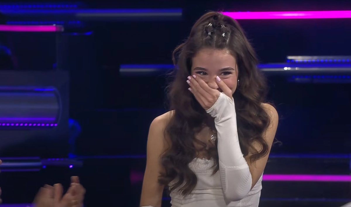 El paso de Cristina de 'OT 2025' por 'Menuda Noche': con nueve años ya tenía la misma seguridad sobre el escenario