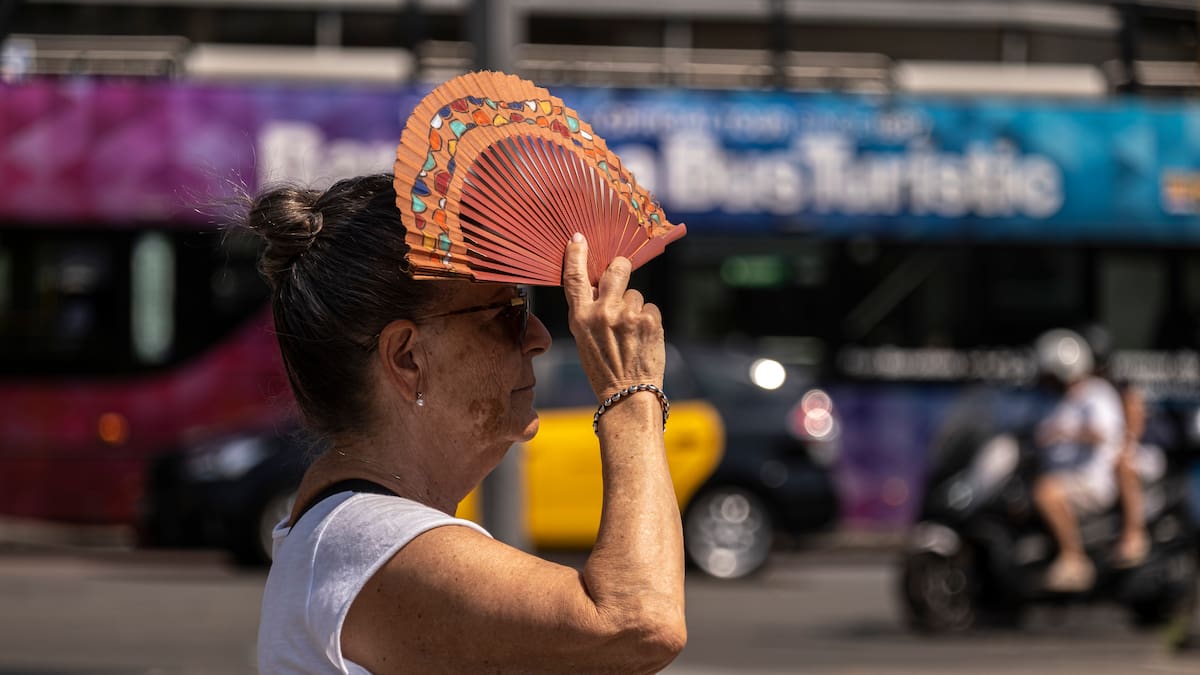 ¿Qué tiempo va a hacer en verano 2026 en España? La AEMET predice una ola de calor histórica