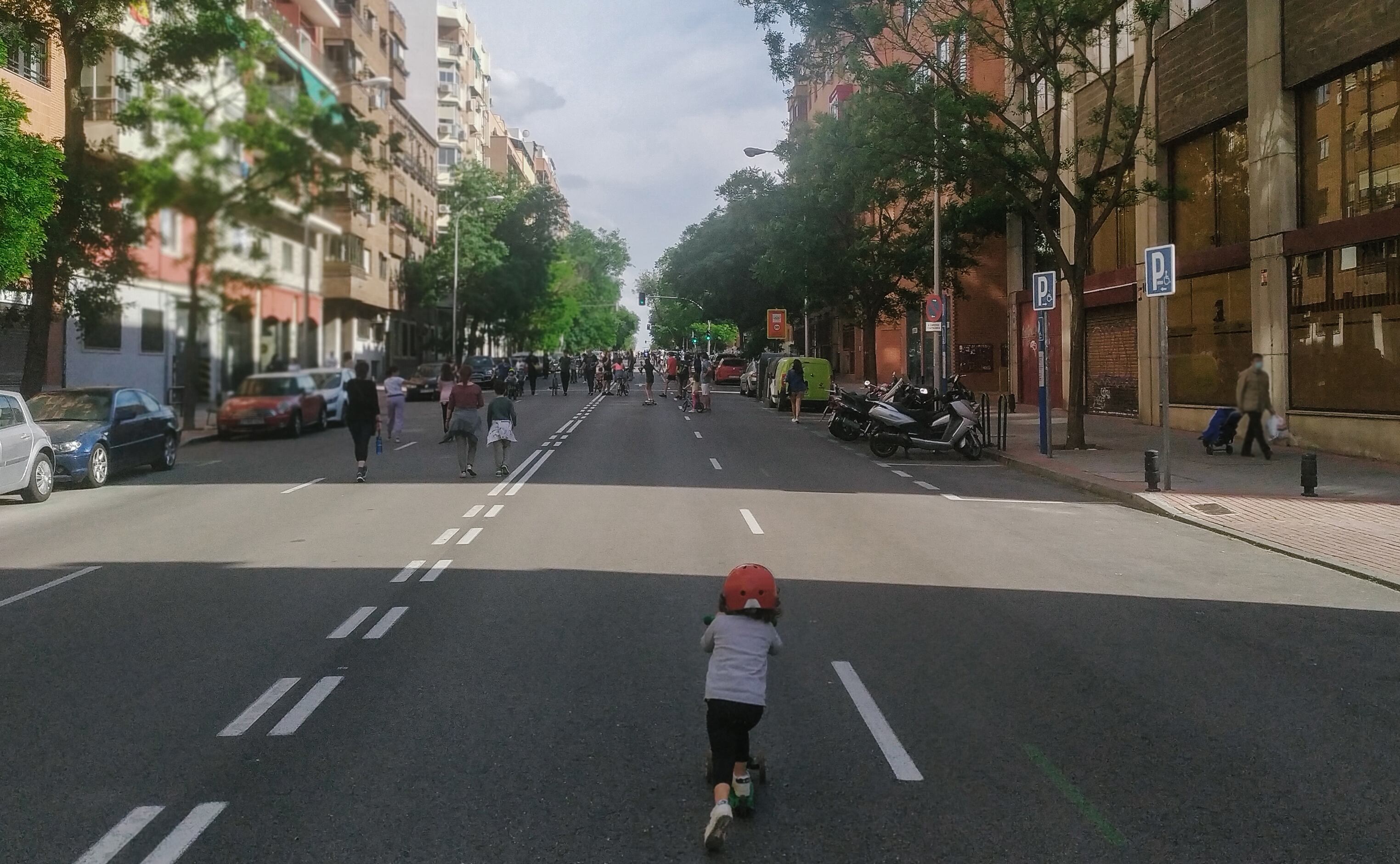 Clean Cities quiere reducir el número de coches en los entornos escolares.
