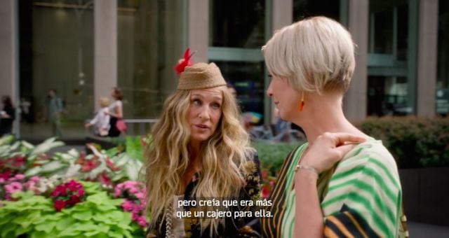 Carrie y Miranda hablando de Samantha