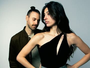 Eva Sola, tras petarlo con versiones de Rosalía, Miley Cyrus o Shakira, ahora lanzan su primer tema propio