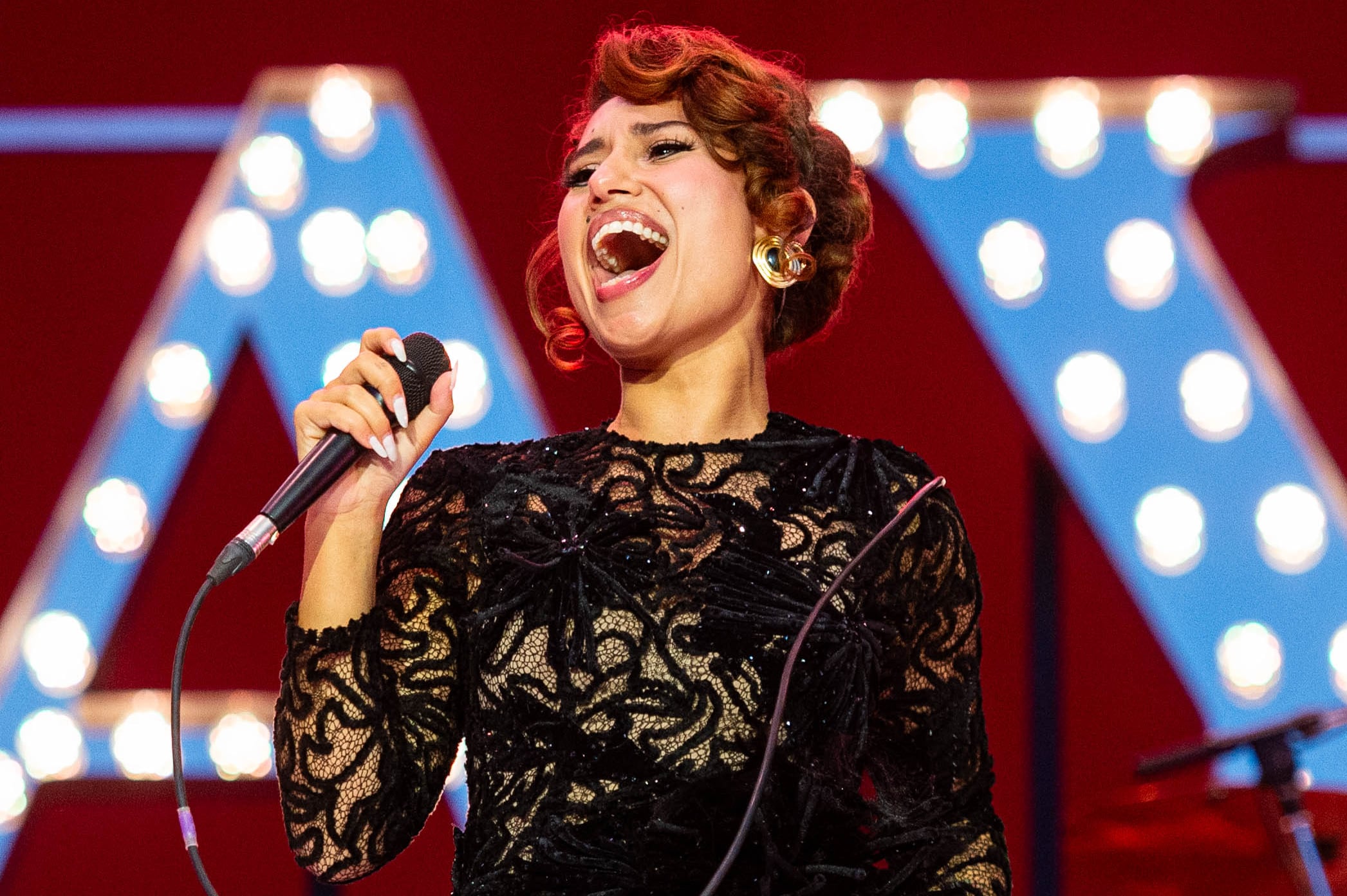 Raye en el Superbloom Festival