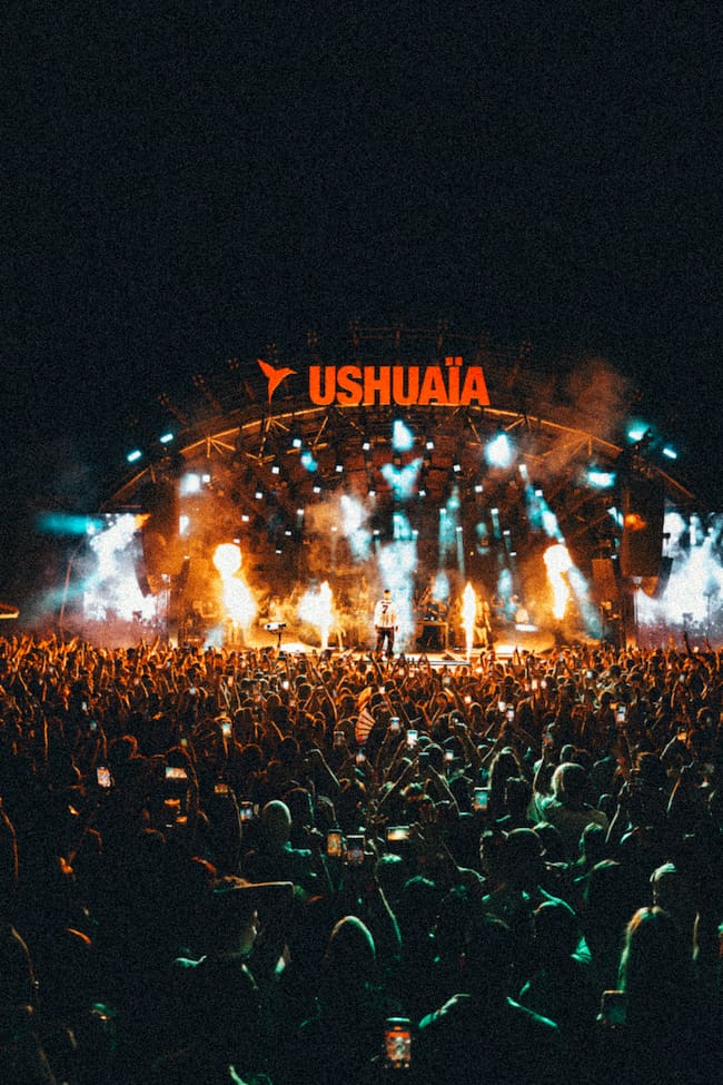 Foto de Ushuaia Ibiza en Pardon my spanish de DJ Snake y J Balvin