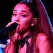 Ariana Grande y Dalton Gomez, una historia de amor a besos