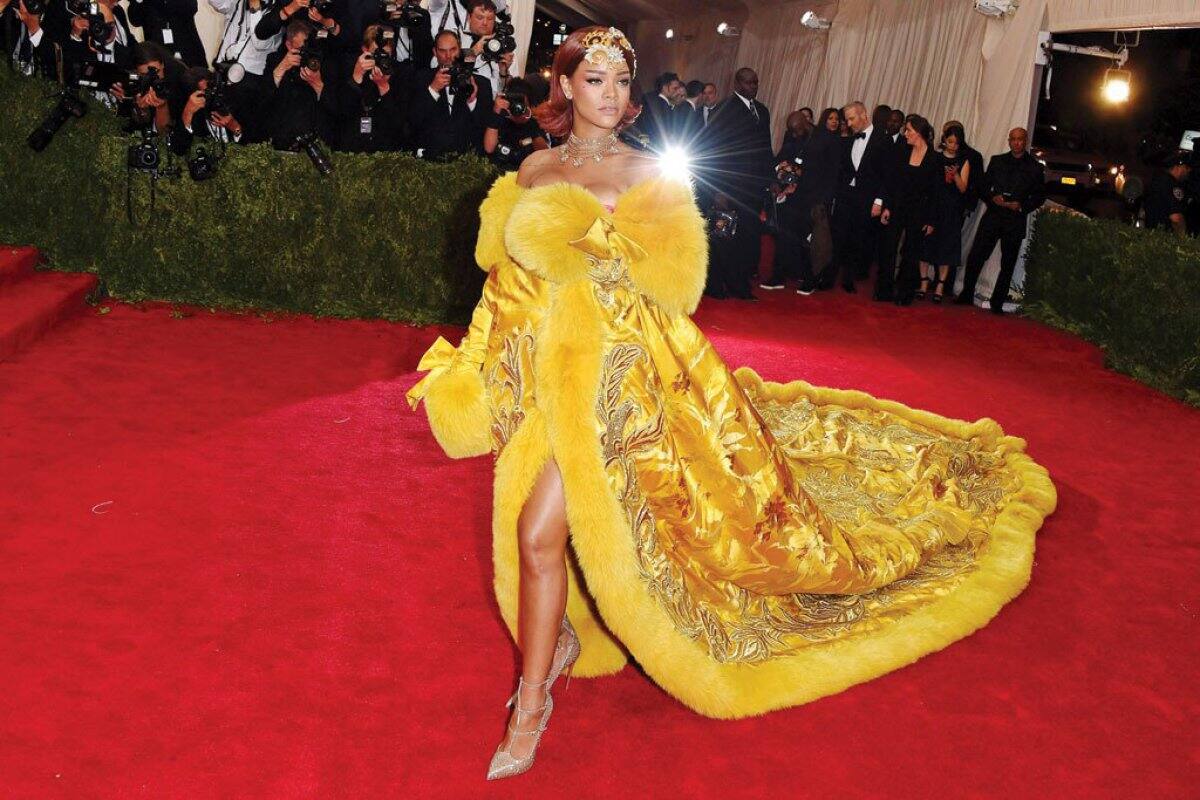 Rihanna dejó a todos boquiabiertos con su look para la gala del Met